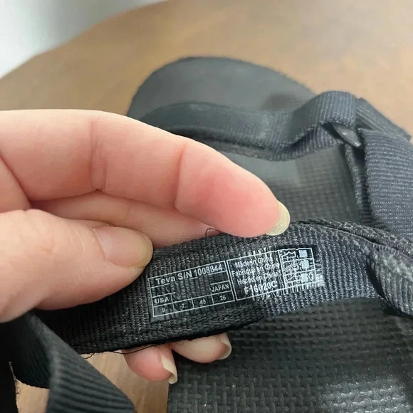 Teva Flatform Universal Velcro Sandal Size 9 - Picture 6 of 7